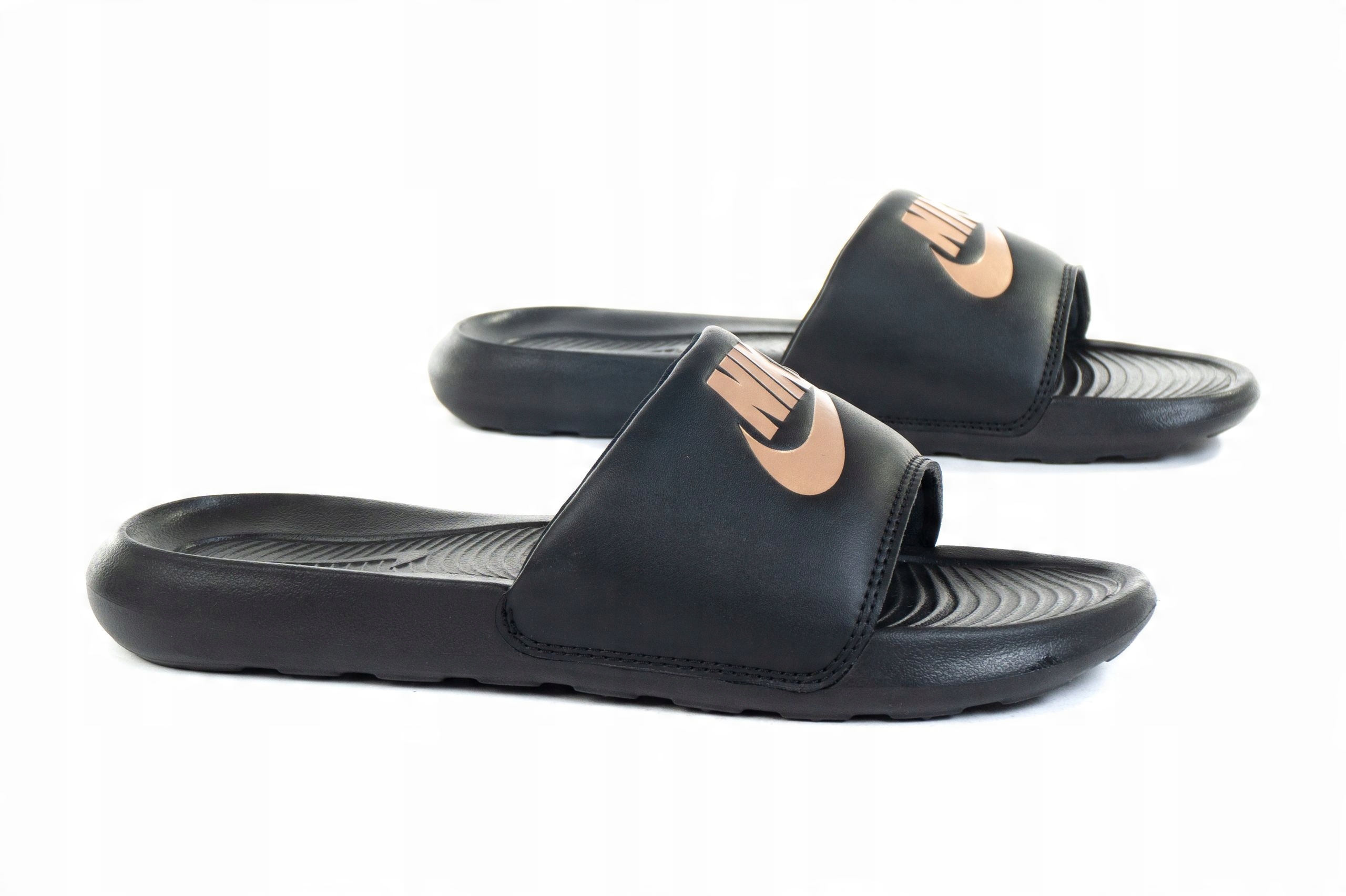 

Klapki Nike Victori One Slide CN9677-001 R. 36.5