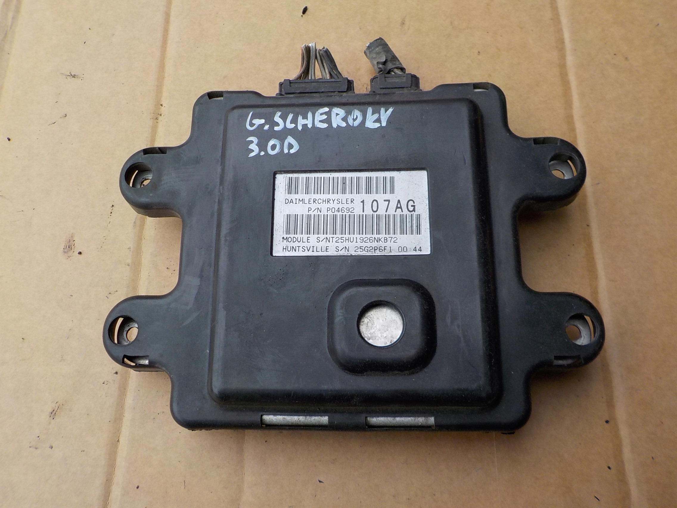 control unit module jeep grand cherokee III WK WH 3,0 CRD P04692107AG