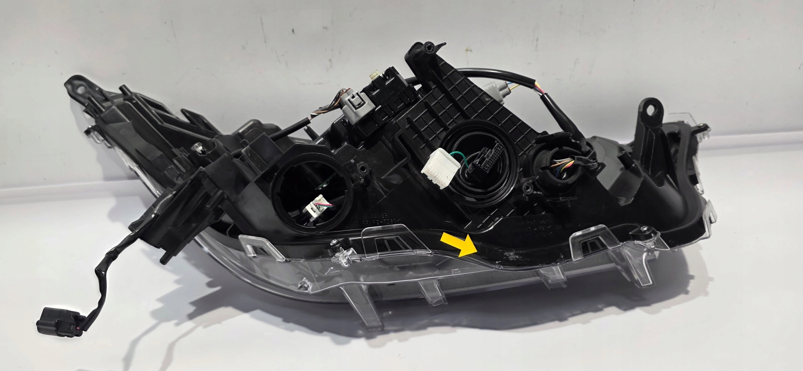 light left front FULL LED TOYOTA RAV4 V 19- original EUROPA STANLEY 42-88