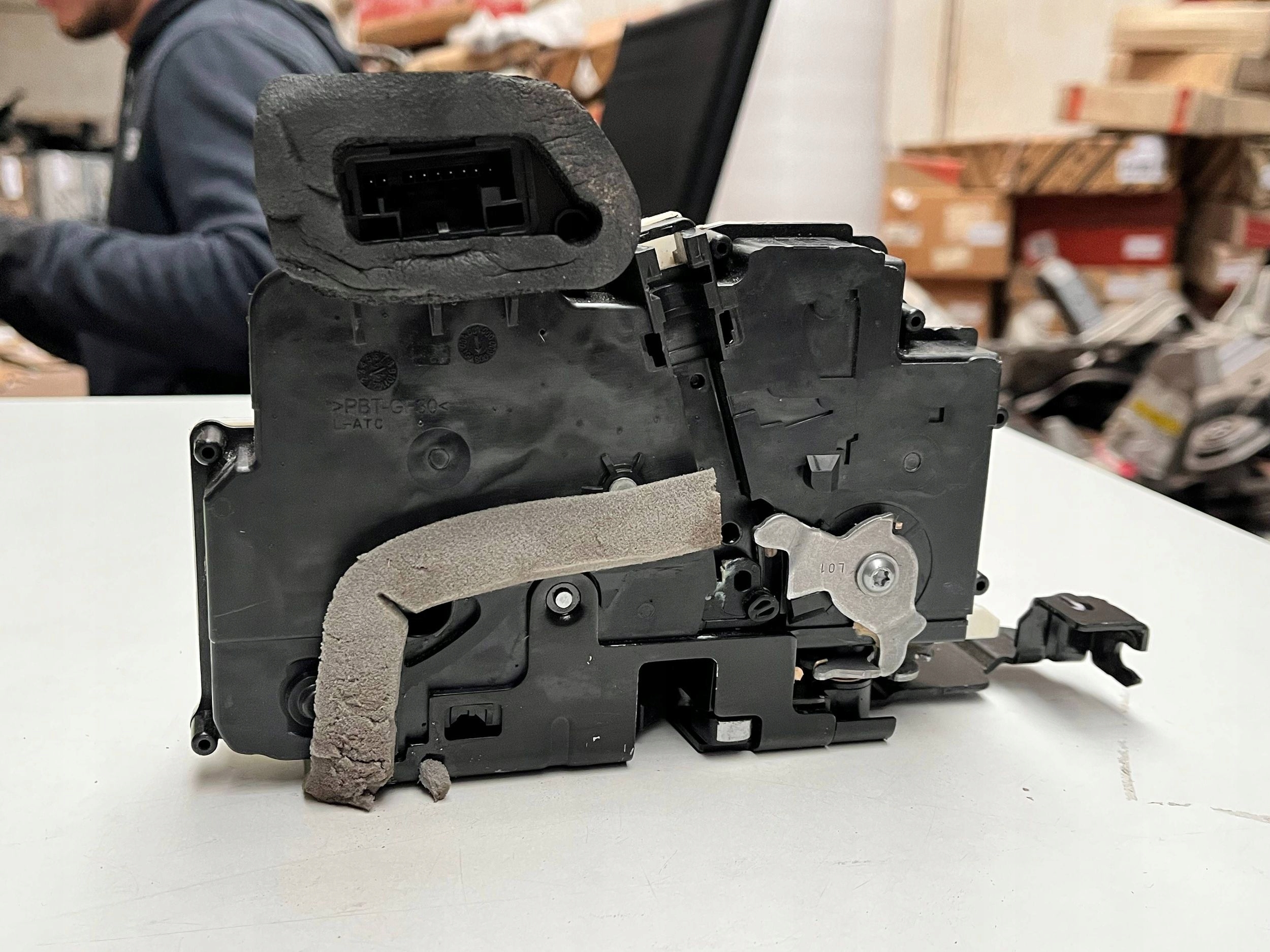 lock door przednich Audi A6 S6 C8 4K 4K1837015K !J