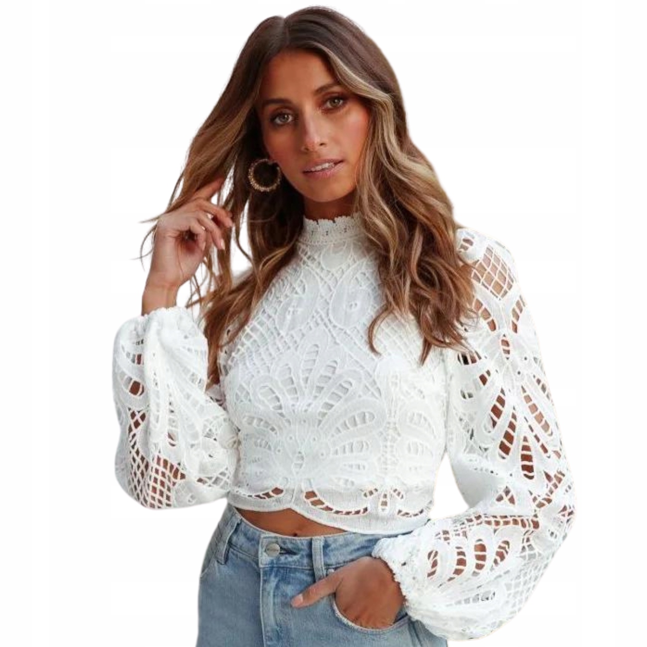 damska biała koronkowa bluzka z długimi rękawami zasuwana z tyłu