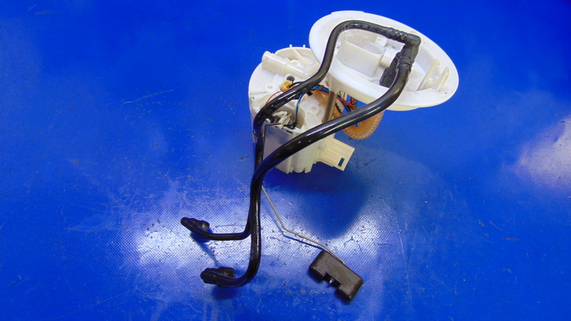 feed pump indicator float 2.0TDI 8K0919050 AUDI A4 B8 08-15R