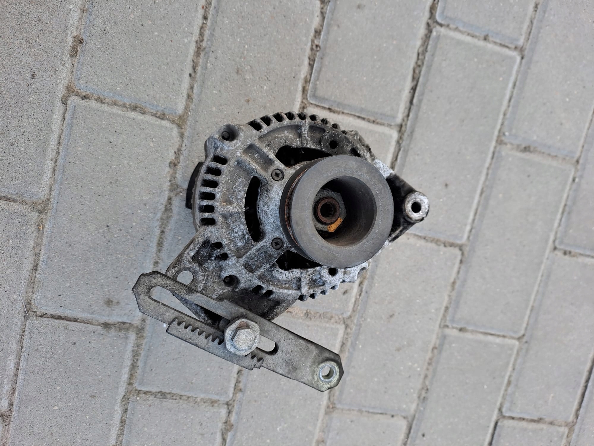 ALTERNATOR BOSCH 70 A AUDI 80 B4 A6 C4 CABRIOLET B3 2.0 ABK ABT AAE