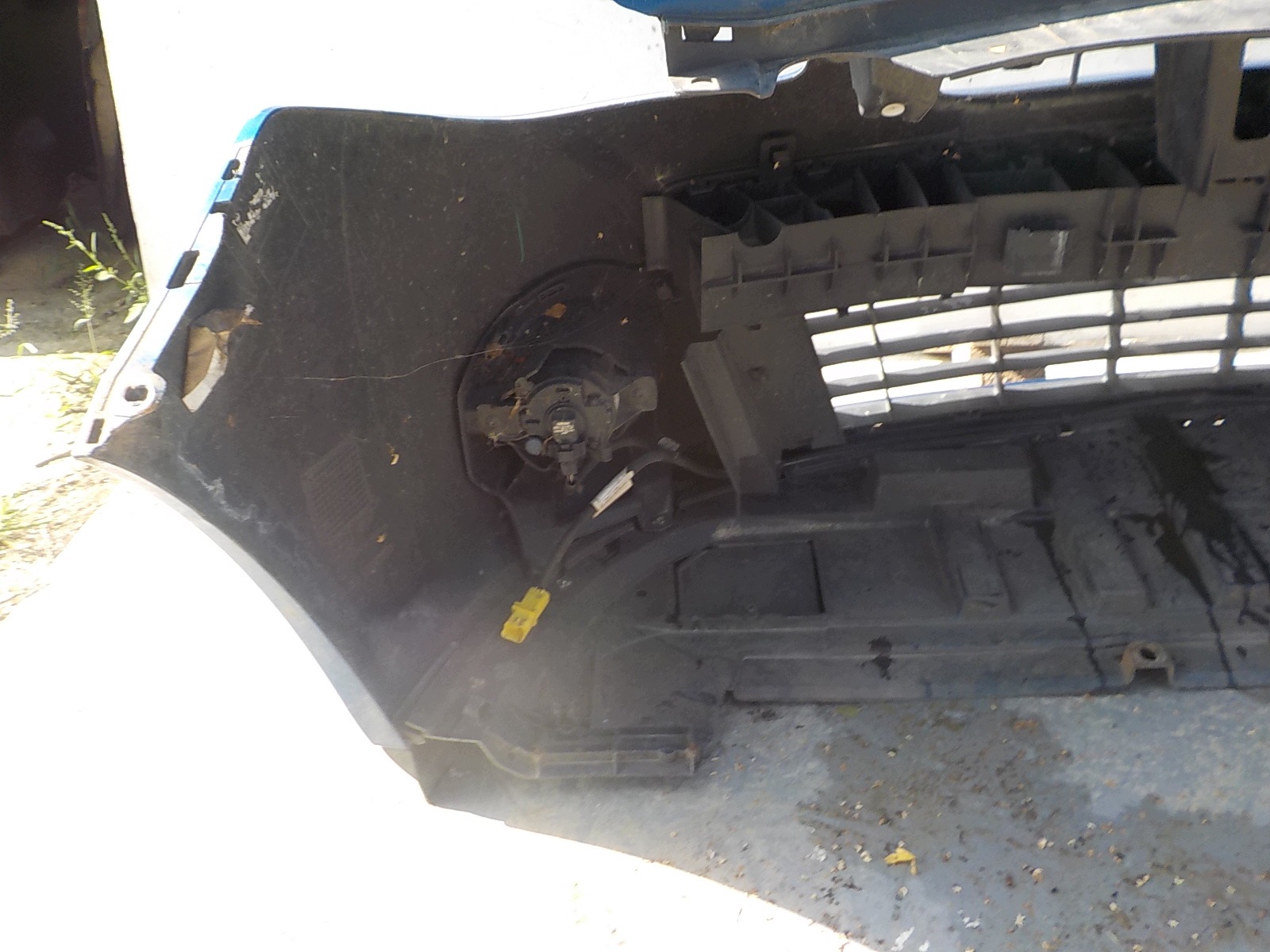 687 RENAULT CLIO III LIFT bumper front front 185
