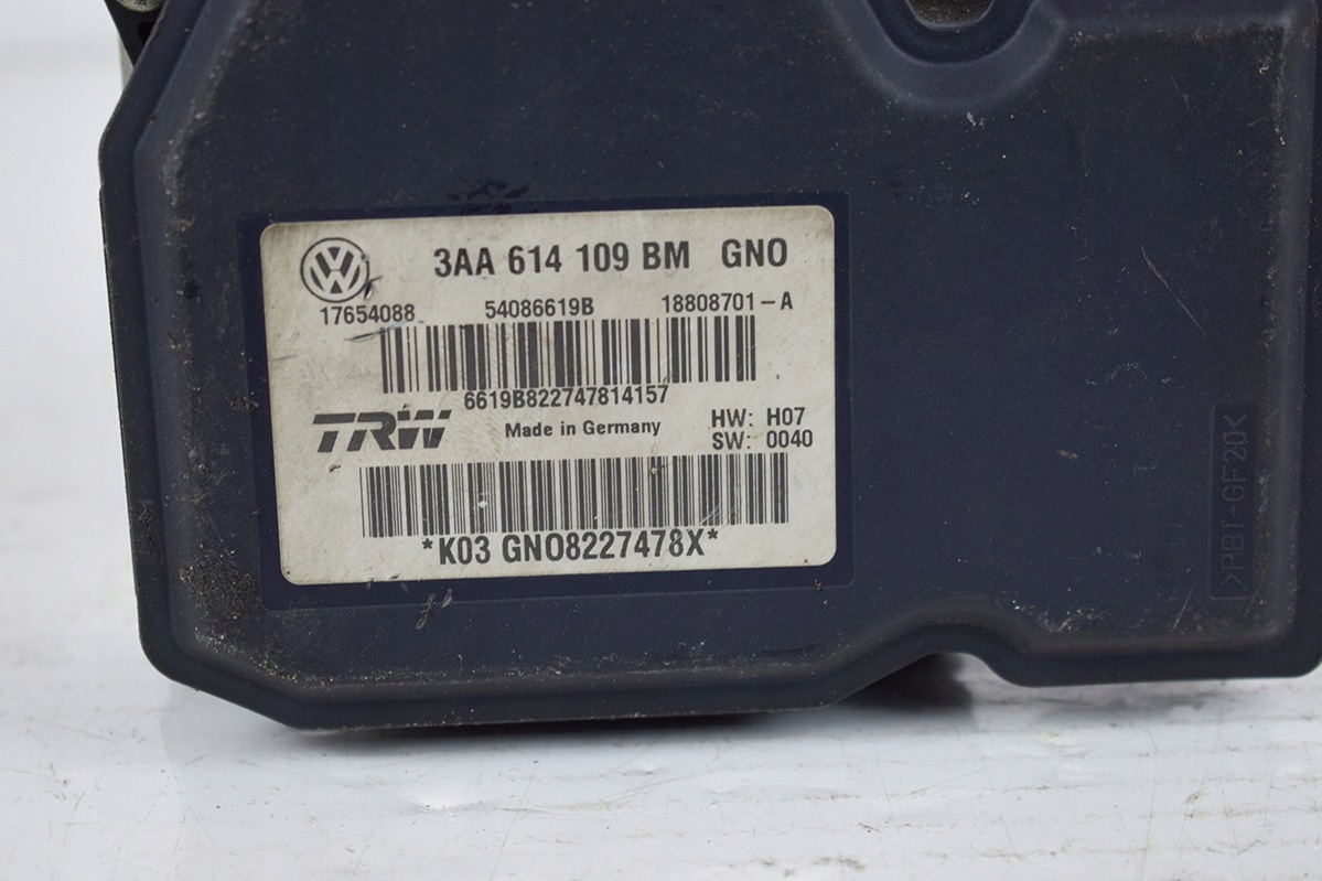 Pompe * ABS VW 3AA614109BM