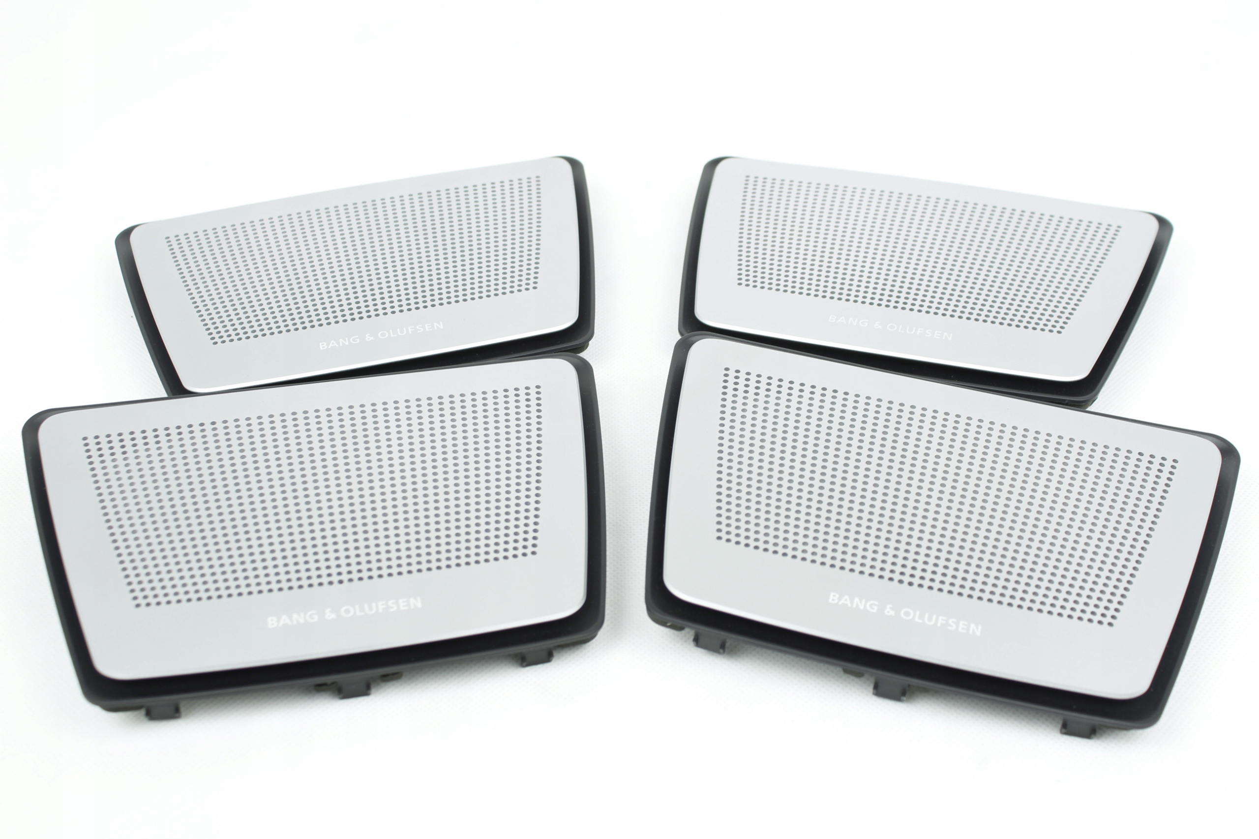 9286663 - Решітка динаміка полиці BANG OLUFSEN BMW F13 M6