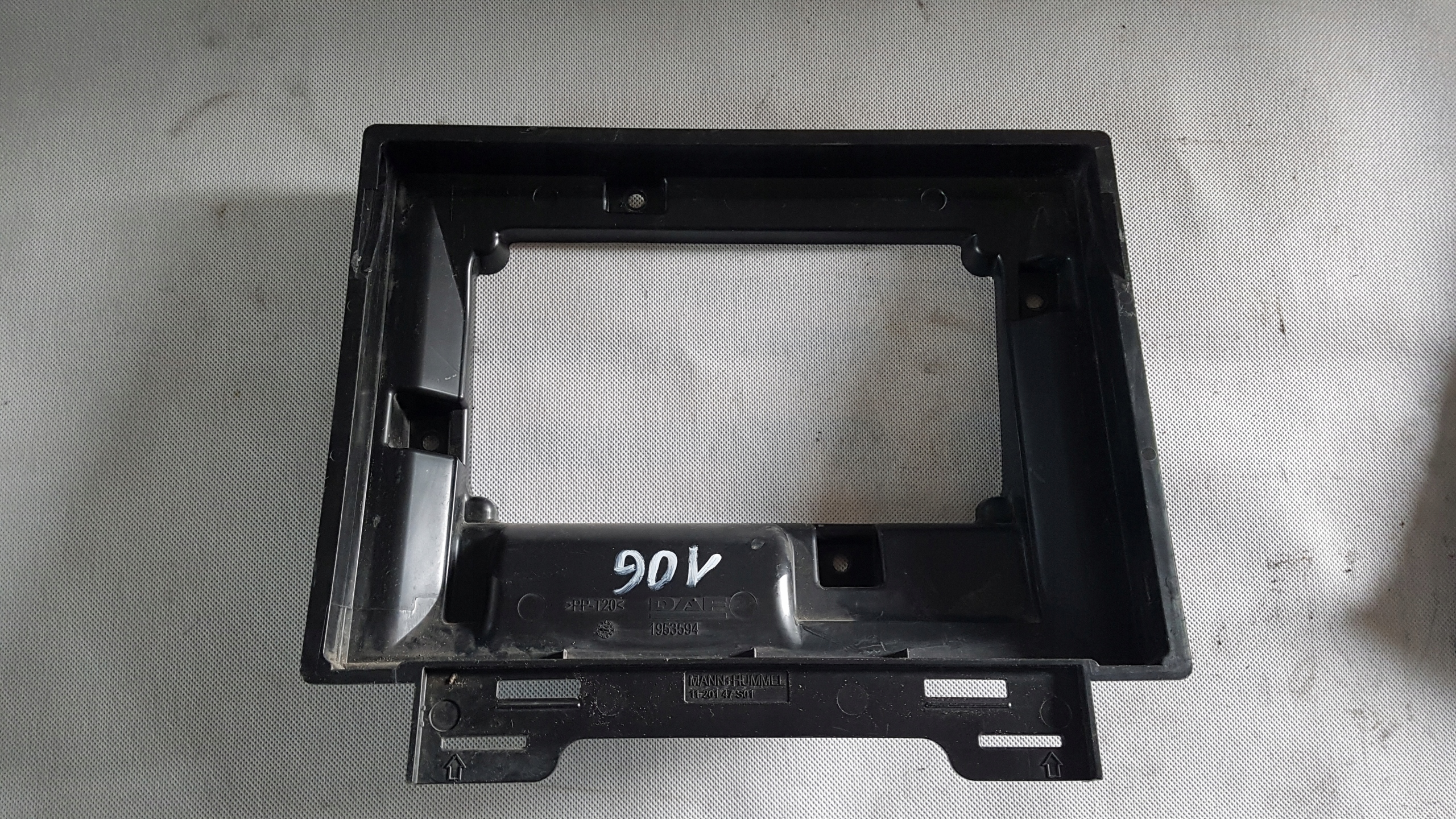 6564623 - КОРПУС КОЖУХ САЛОННОГО ФИЛЬТРА DAF XF 106