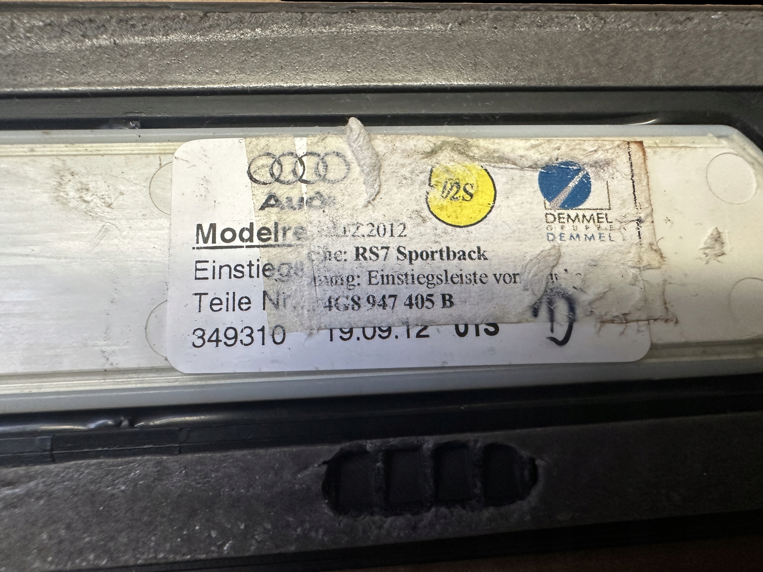 AUDI RS7 A7 4G moulding threshold left front 4G8947405B