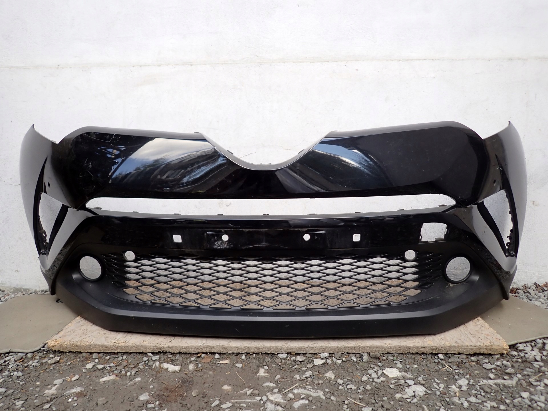 bumper front front TOYOTA CHR CH R C HR 2016-2020R