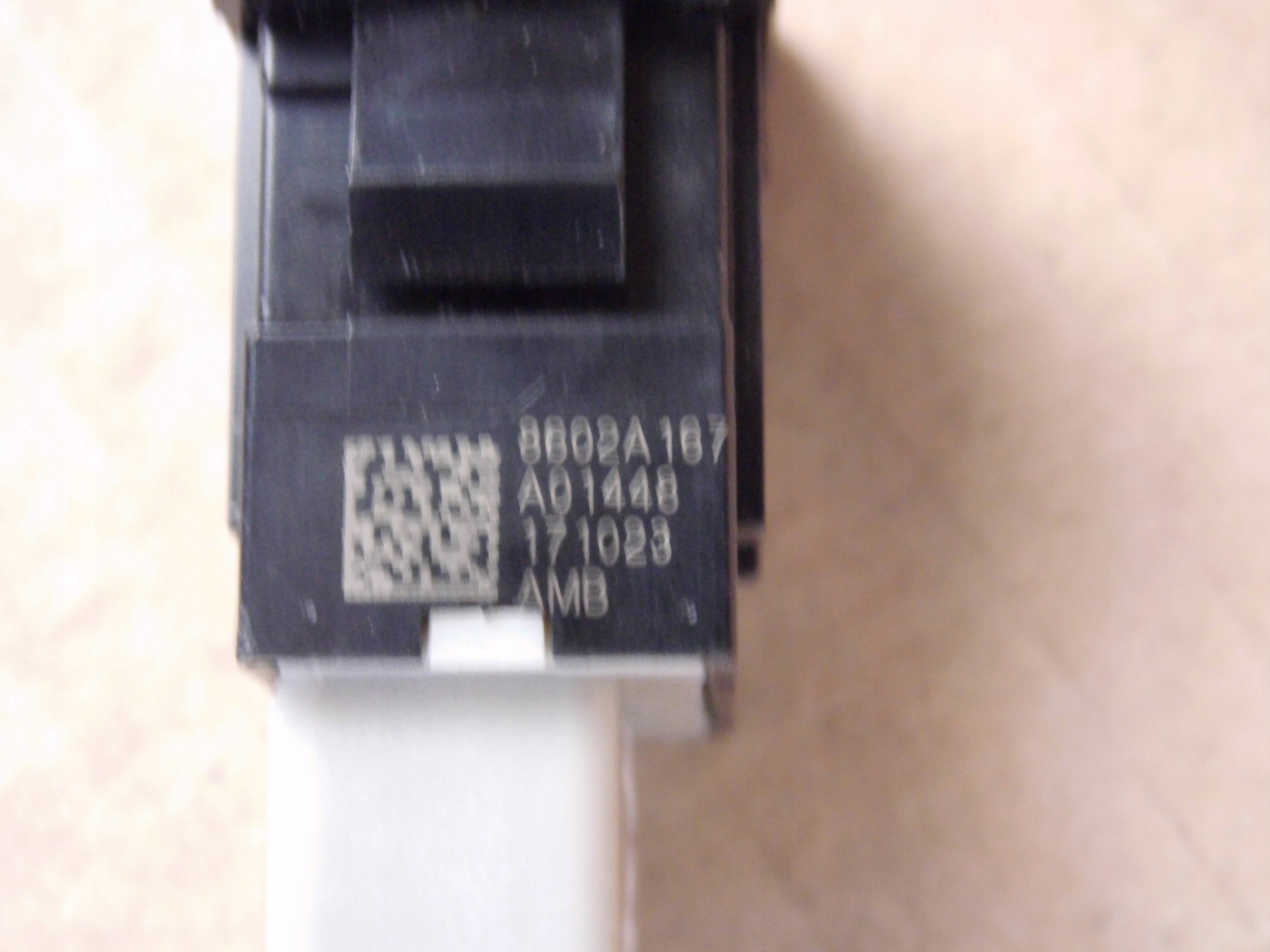Mitsubishi Eclipse Cross switch switch circuit breaker czujnikow PDC SONAR