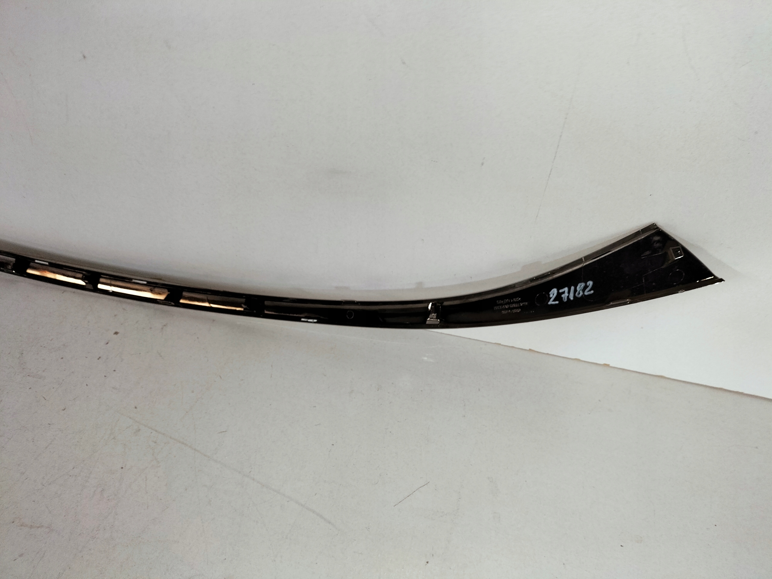 moulding grille front lower HYUNDAI I30 II 12-15