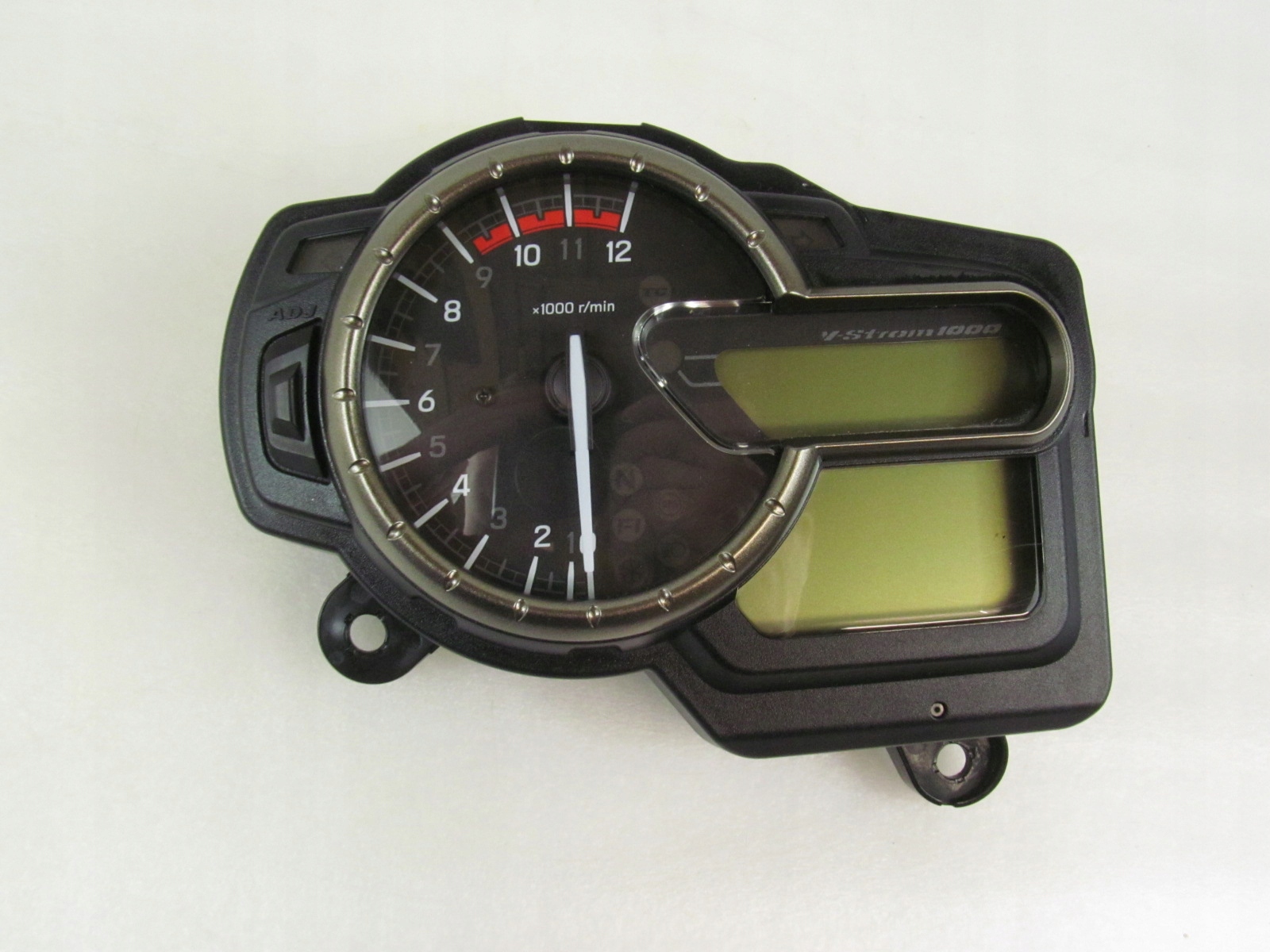 Часы / счетчик Suzuki V-Strom 1000 DL