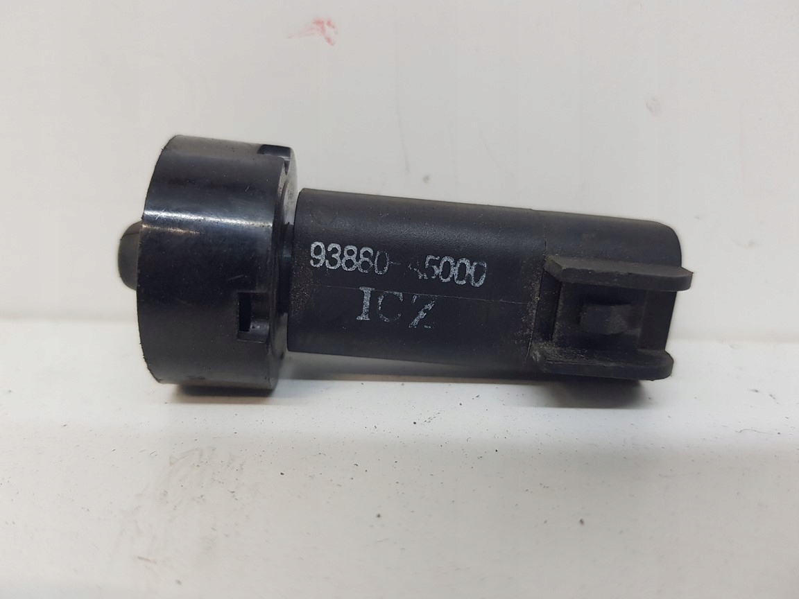 Kia Ceed II i30 II датчик капота 93880-A5000 2012-