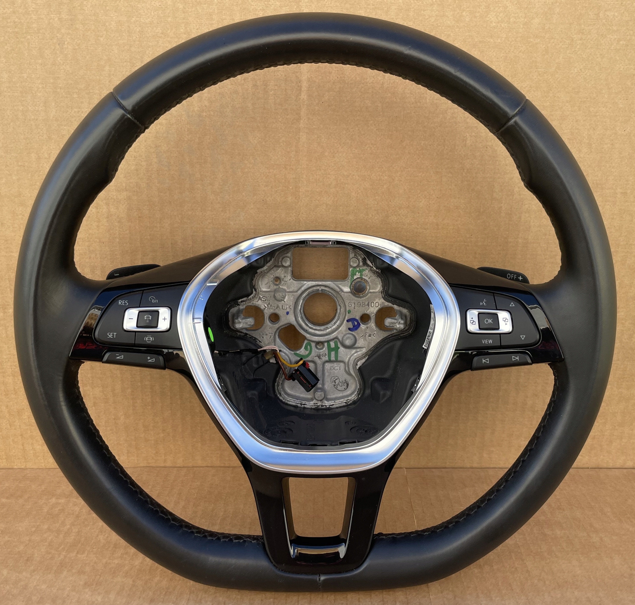 volant GOLF 7 PASSAT B8 5G0419091BK koža IDEAL Originál