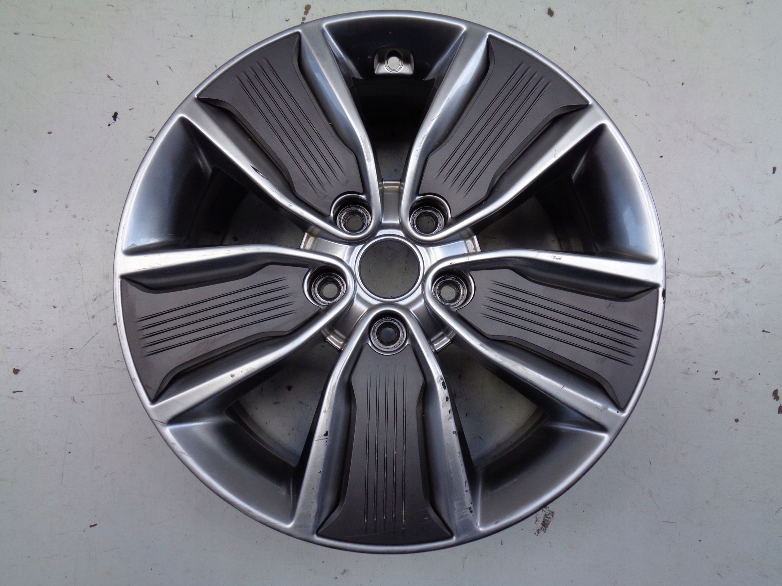 disk hliníkový HYUNDAI 7JX17 ET53 5X114,3