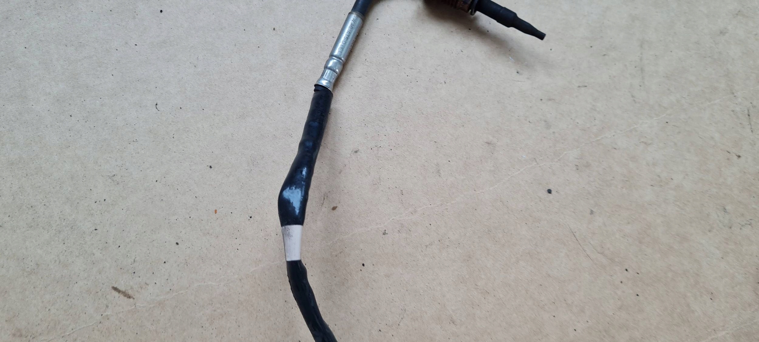 A4 B9 8W Sensor TEMPERATURY Gase 2.0 TDI 8W0906088E A5 8W
