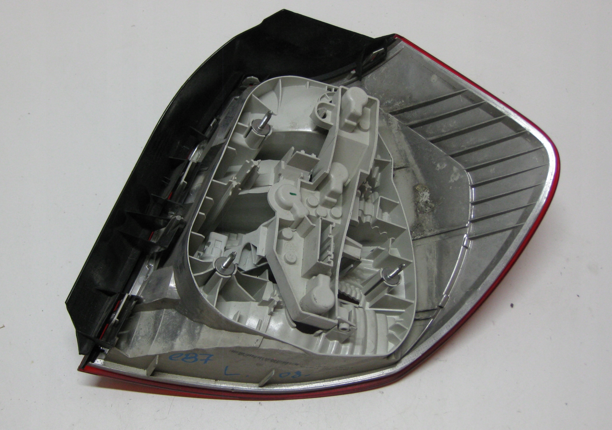 BMW E87 08R light rear part rear left 7164955