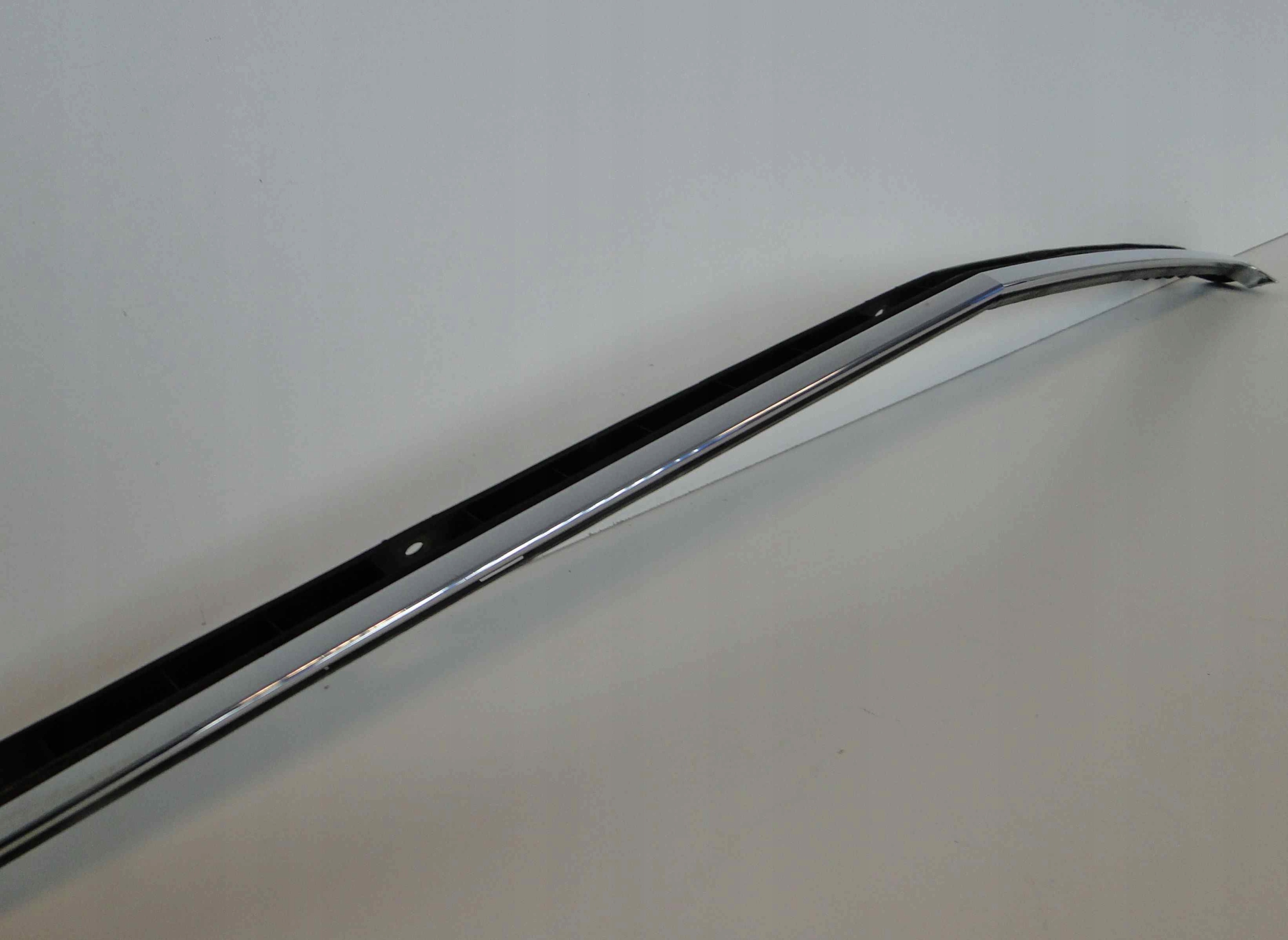 MERCEDES C 204 COUPE LISTWA CHROM GRILLA 63 AMG Numer katalogowy części A2048800983