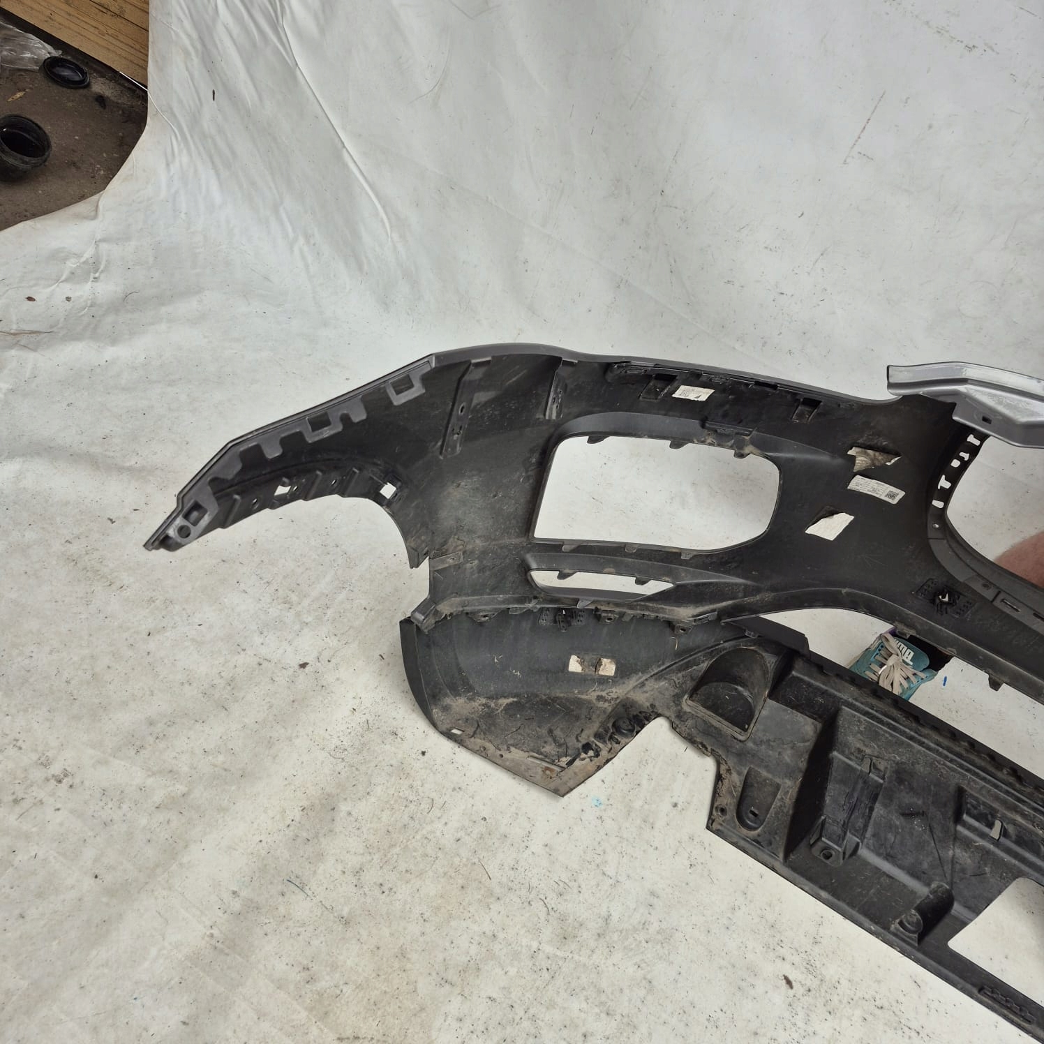 JAGUAR E-PACE 17- bumper front front PDC J9C3-17F003-AA7BA
