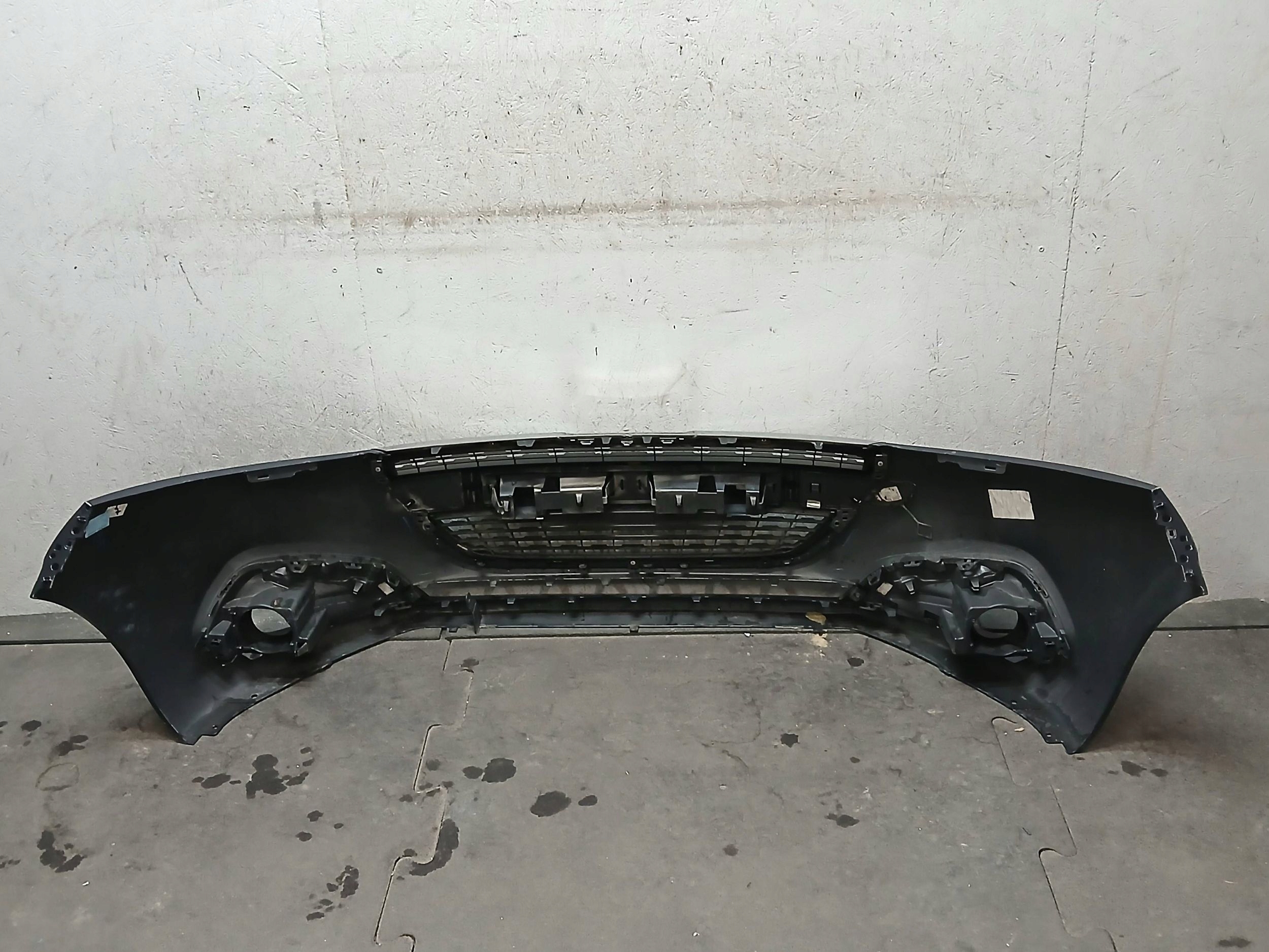 bumper front PEUGEOT 208 and 1 LIFT