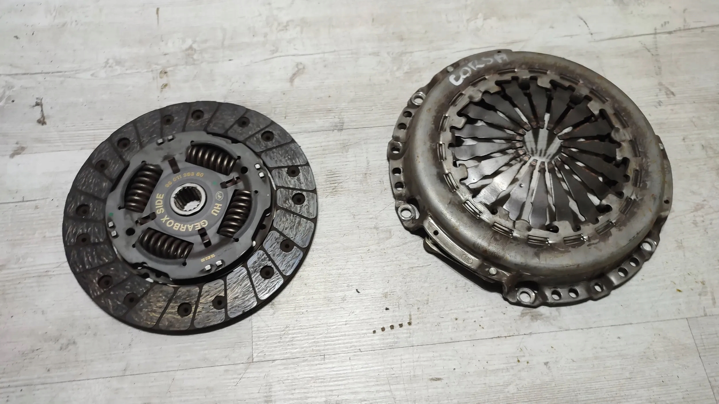 Opel Corsa F 1.2 22r. Embrayage Disque de pression