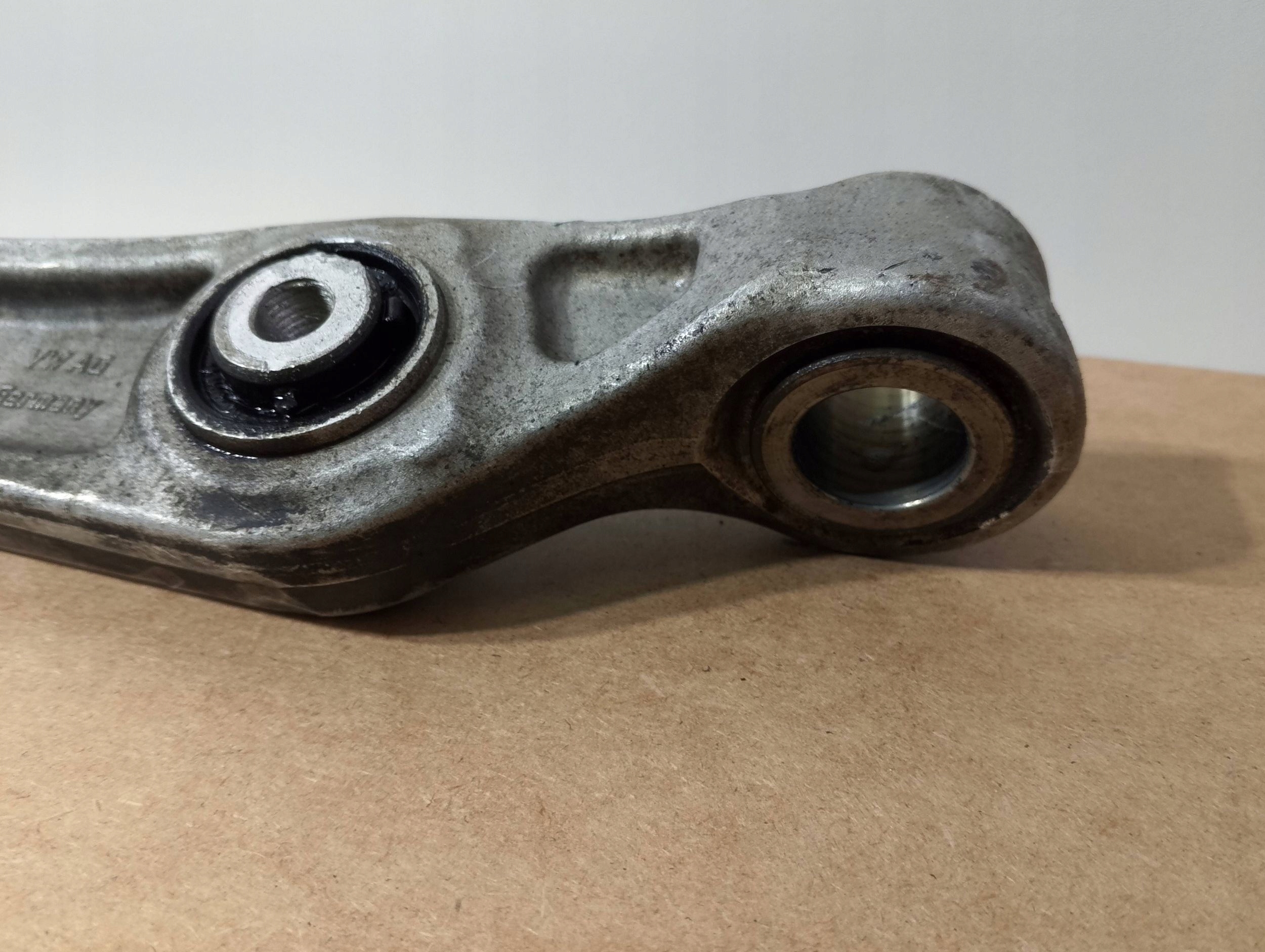 Audi Q5 SQ5 80A arm front right 80A407156 (Q522)