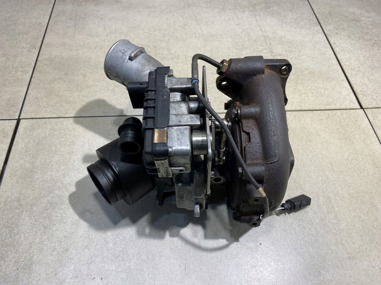 turbo AUDI Q7 4L 3.0 TDI 059145722M