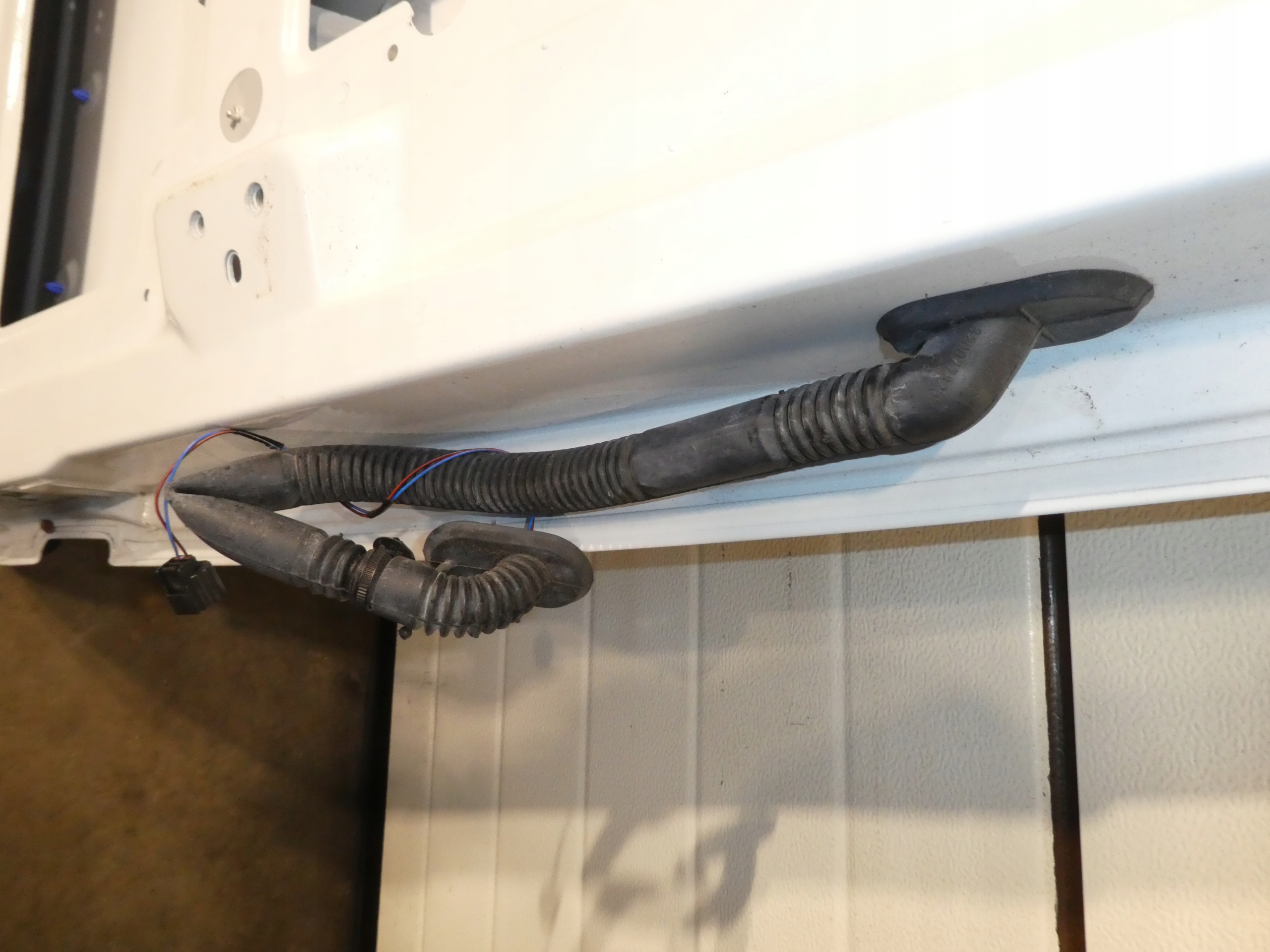 TÜR LINKS HECK MOTYLE RENAULT MASTER IV 4 KOMPLET