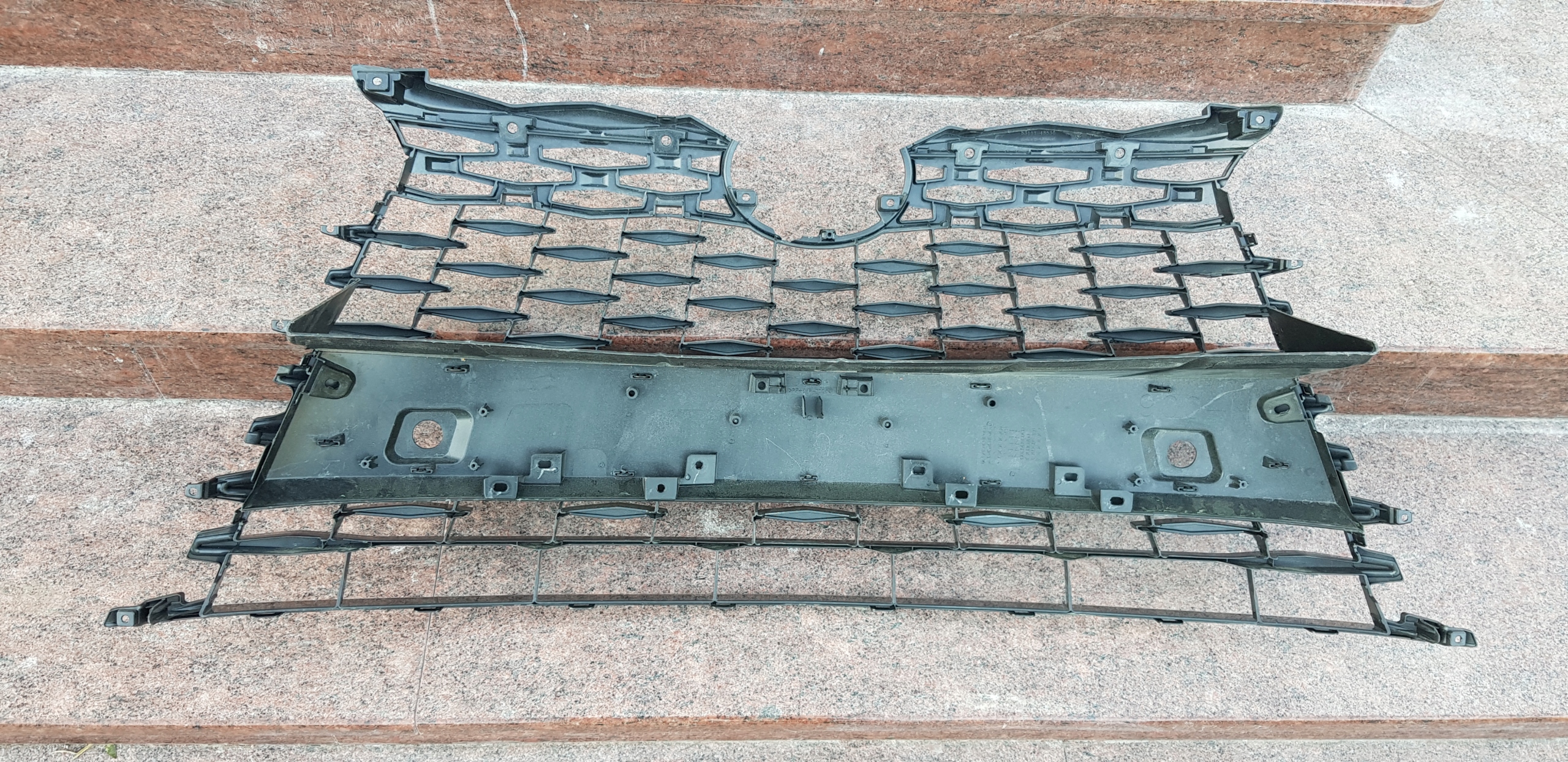 LEXUS RX V 5 2022- KRATKA ATRAPA GRILL Stan opakowania zastępcze