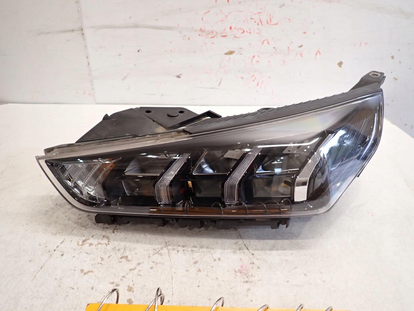 light front left HYUNDAI IONIQ LIFT 2019- FULL LED