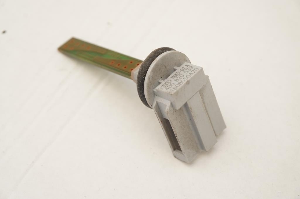 CZUJNIK TEMPERATURY VW GOLF V PLUS 4B0820539 Typ samochodu Samochody osobowe