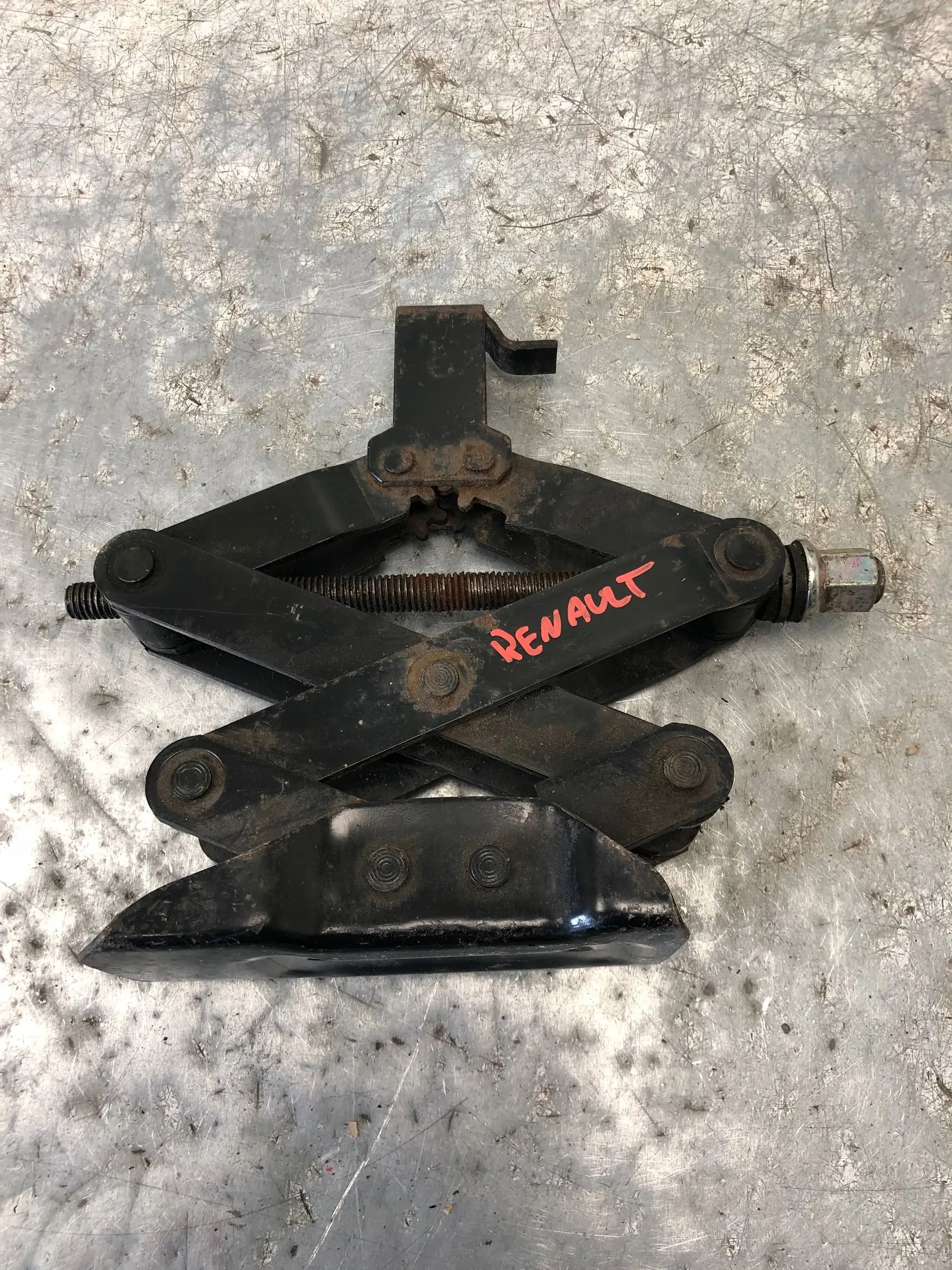 emelő lehúzó RENAULT 840 KG