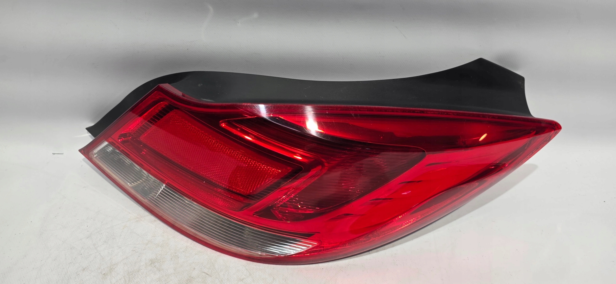 light right rear part OPEL INSIGNIA A sedan original EUROPA