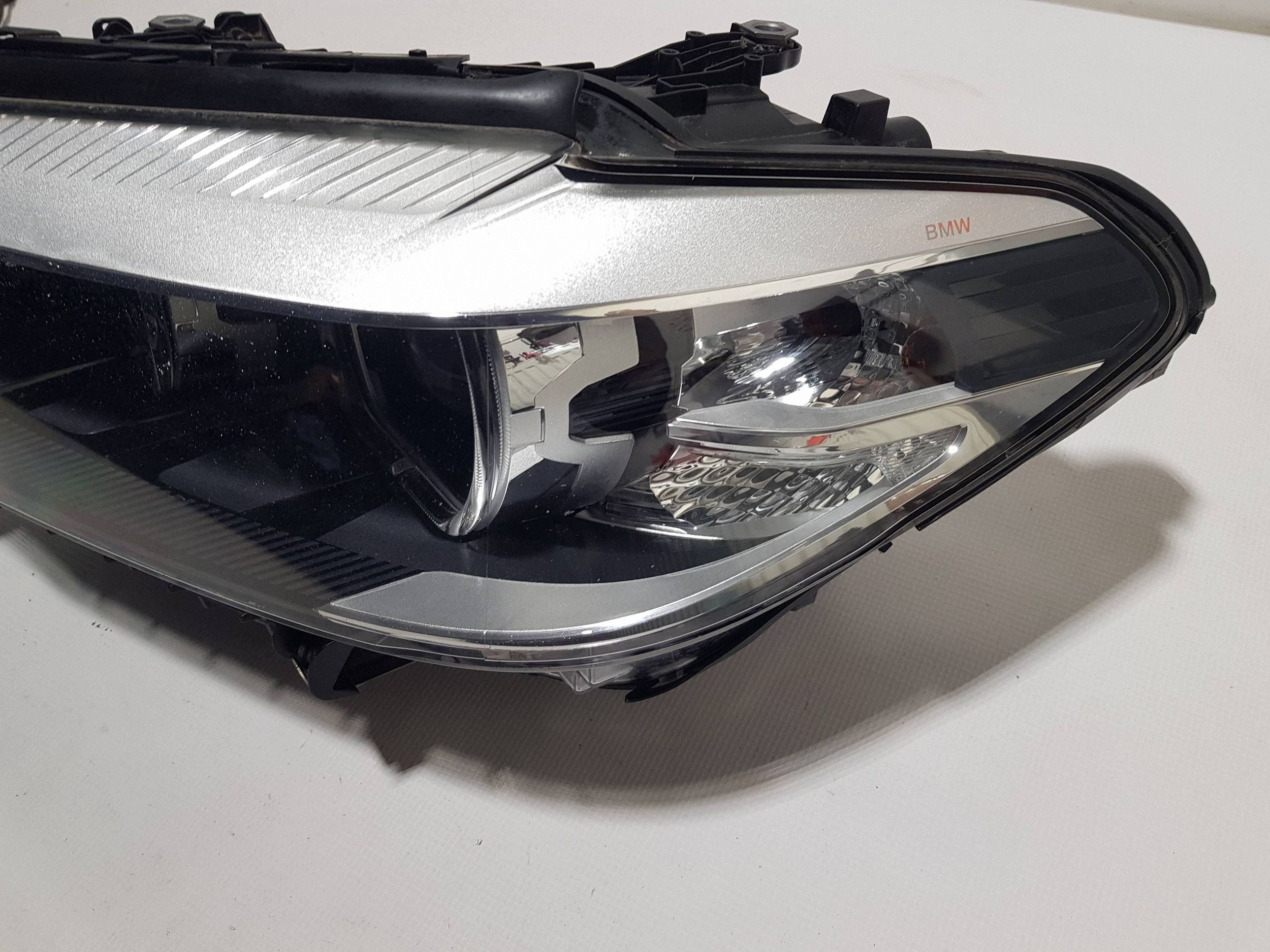 BMW 5 G30 G31 G38 light left front FULL LED 7439201 UK