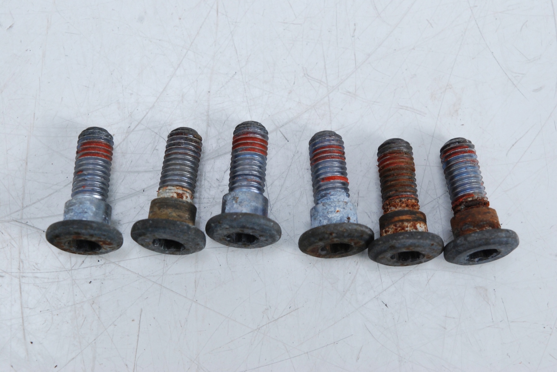 Śruby tarczy hamulcowej HONDA VT 750 Shadow Phanto