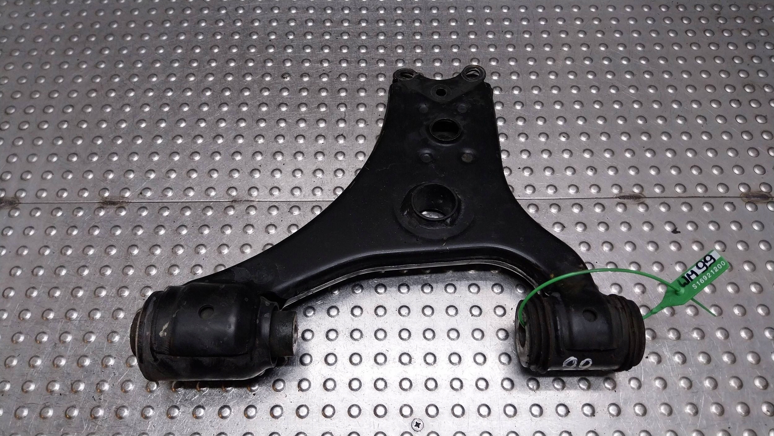 arm left front A1693300407 MERCEDES A KLASA W169 B KLASA W245
