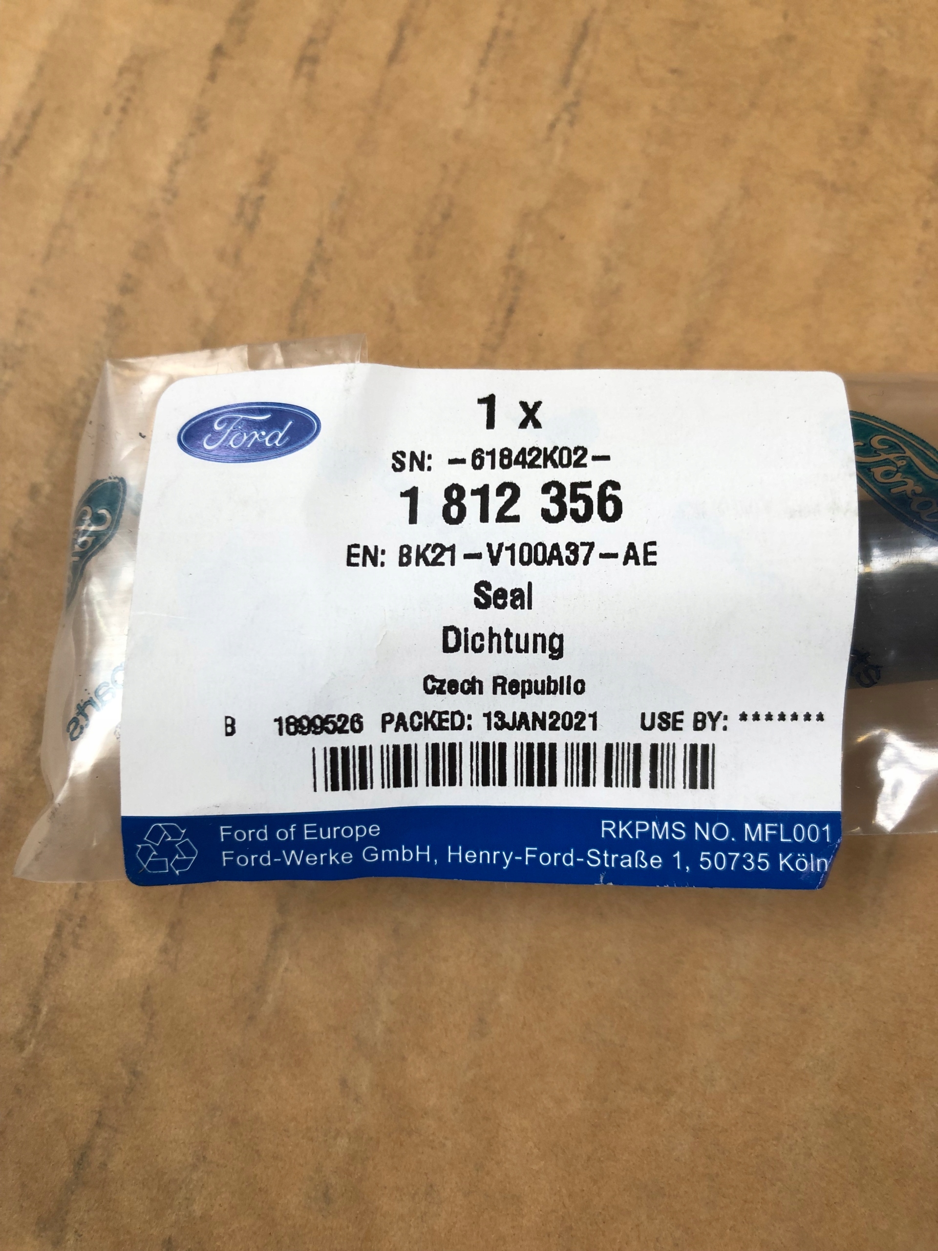 USZCZELKA PROGU DRZWI LH FORD TOURNEO CUSTOM Numer katalogowy części BK21-V100A37-AE