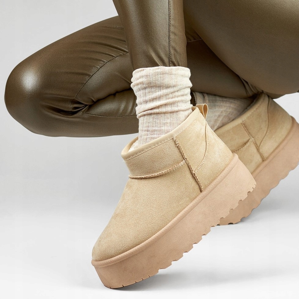 Beżowy Skóra ekologiczna Buty Śniegowce r.40 Rozmiar 40