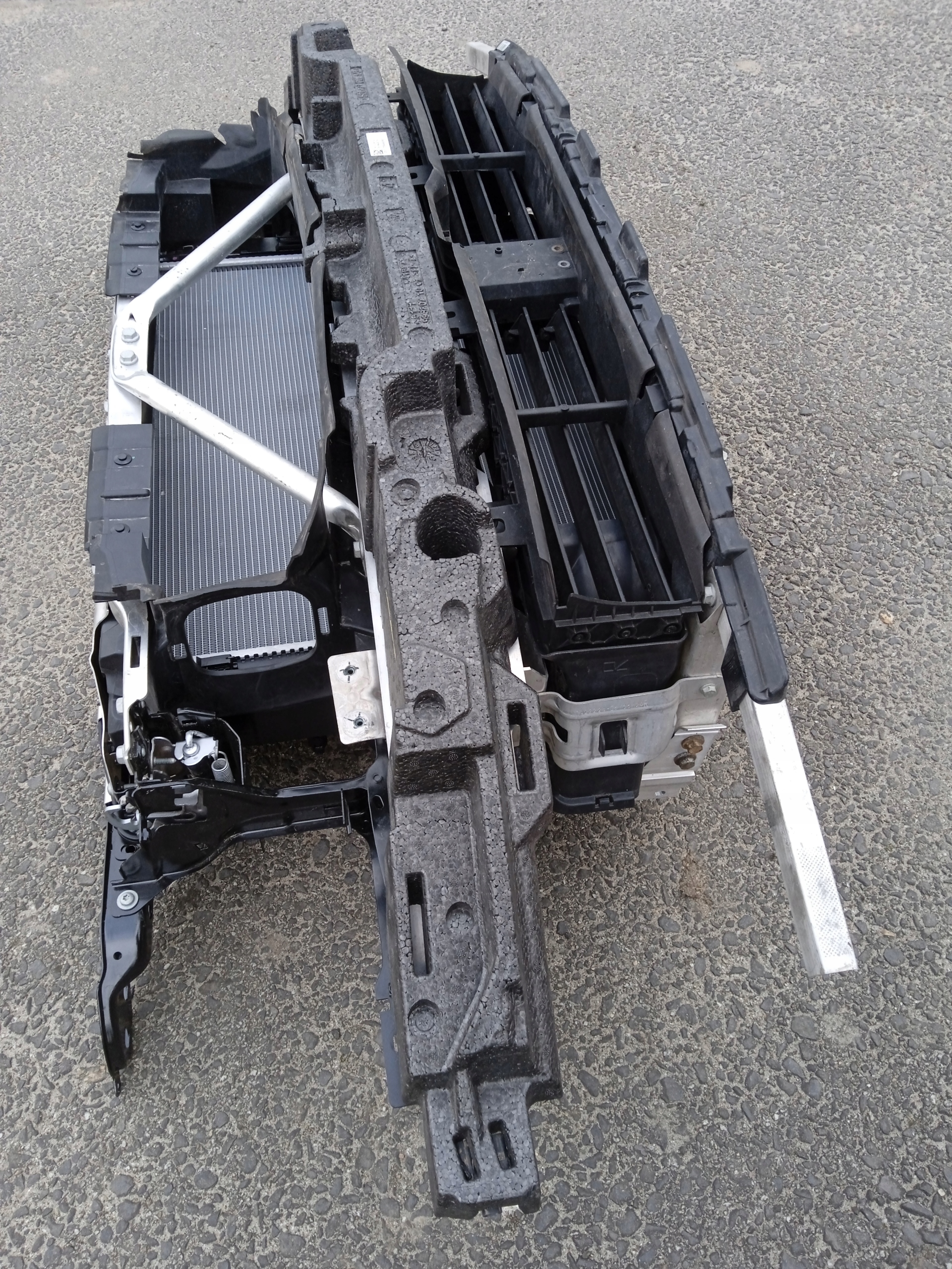 BMW 3 G20 G21 LCI LIFT PAS PRZEDNI WZMOCNIENIE CZOŁOWE CHŁODNICE BENZYNA Typ samochodu Samochody osobowe