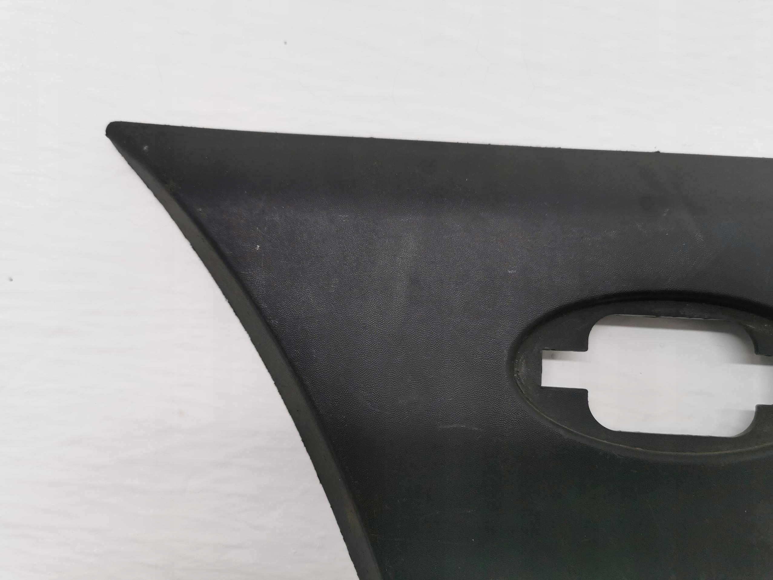 moulding left rear part RENAULT MASTER III 768F20007R