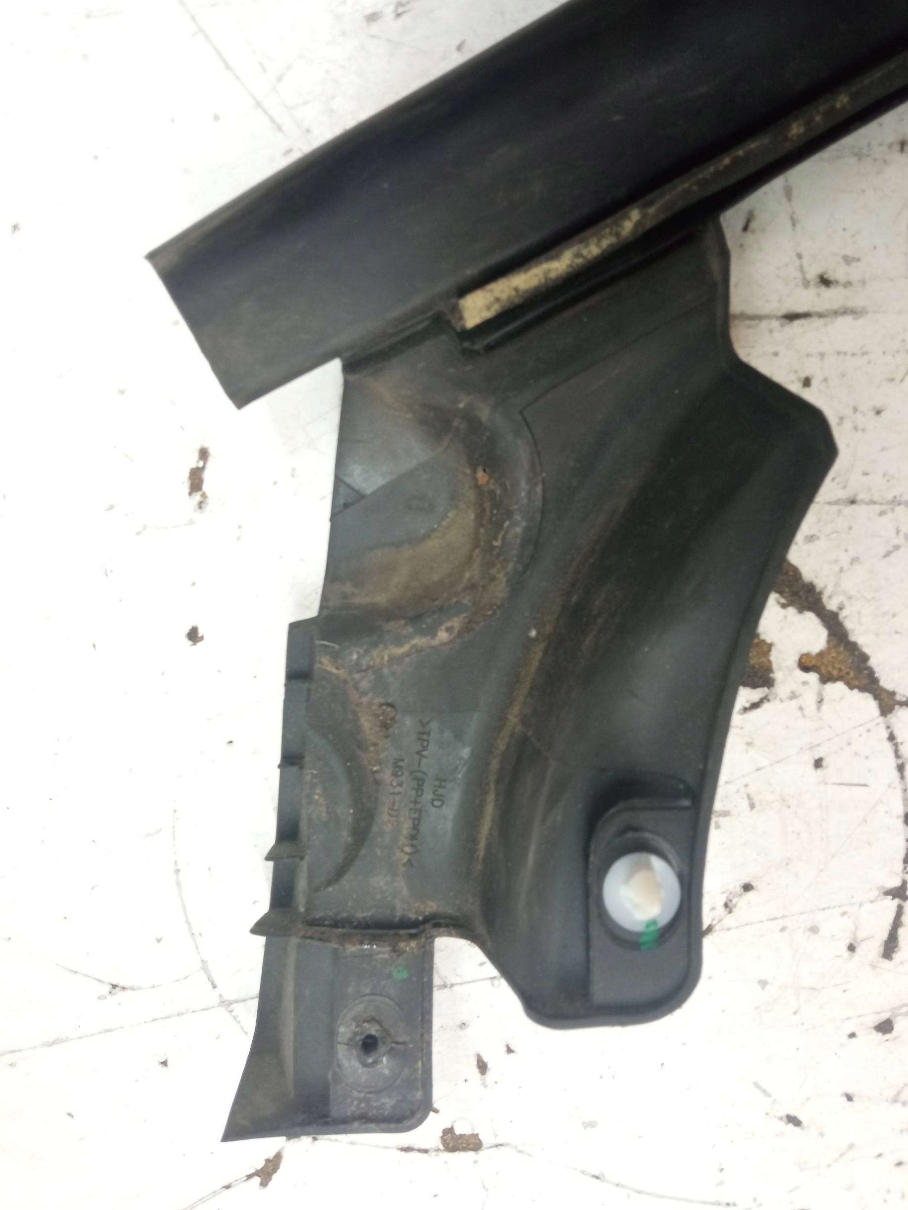 gasket bodywork right left front KPL Dacia Duster II (2017-2024)