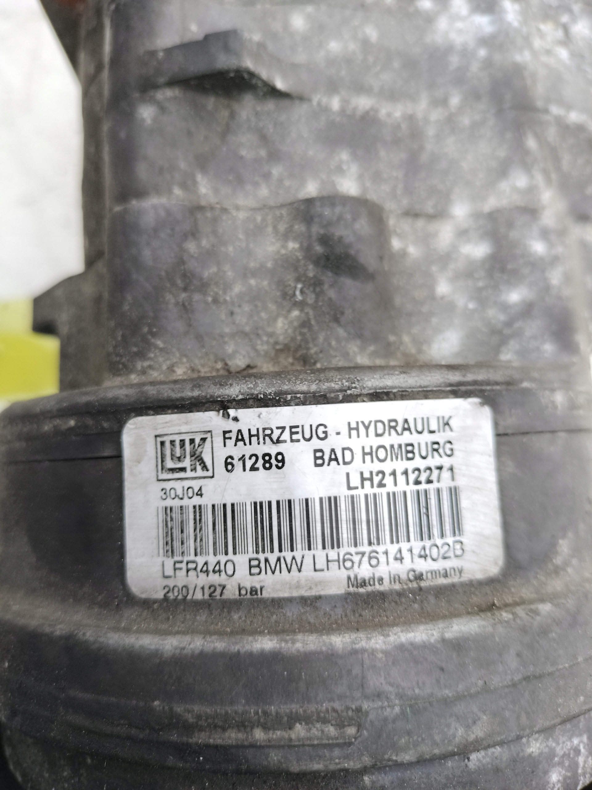 BMW E61 E60 LIFT 3.0 D servopumpe DYNAMIC DRIVE 676141402B