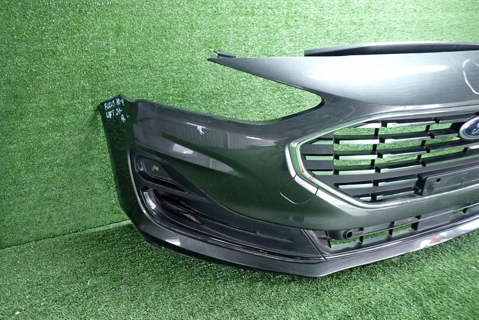 FORD FOCUS MK4 IV LIFT 21- Frontstoßstange vorne