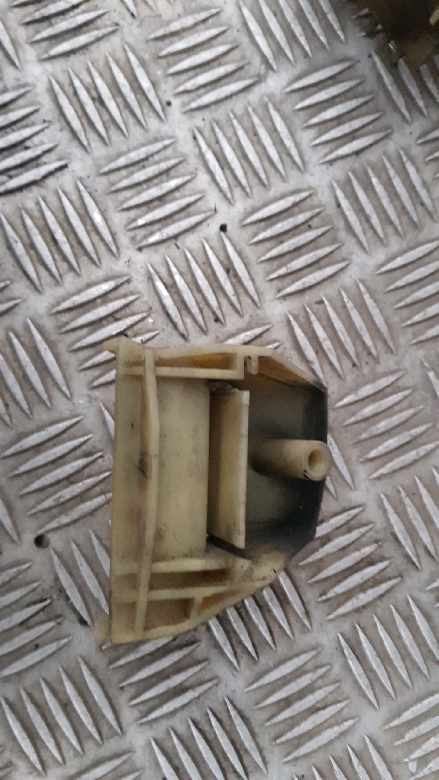 BMW E39 MOCOWNIE radiator left right
