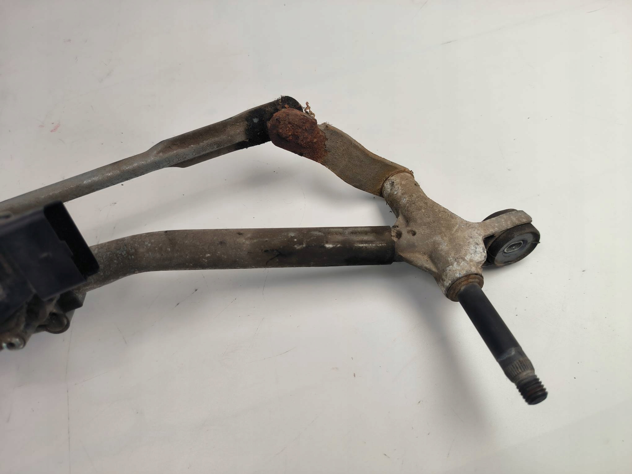 wiper mechanism front EU 141409360 RENAULT MASTER III