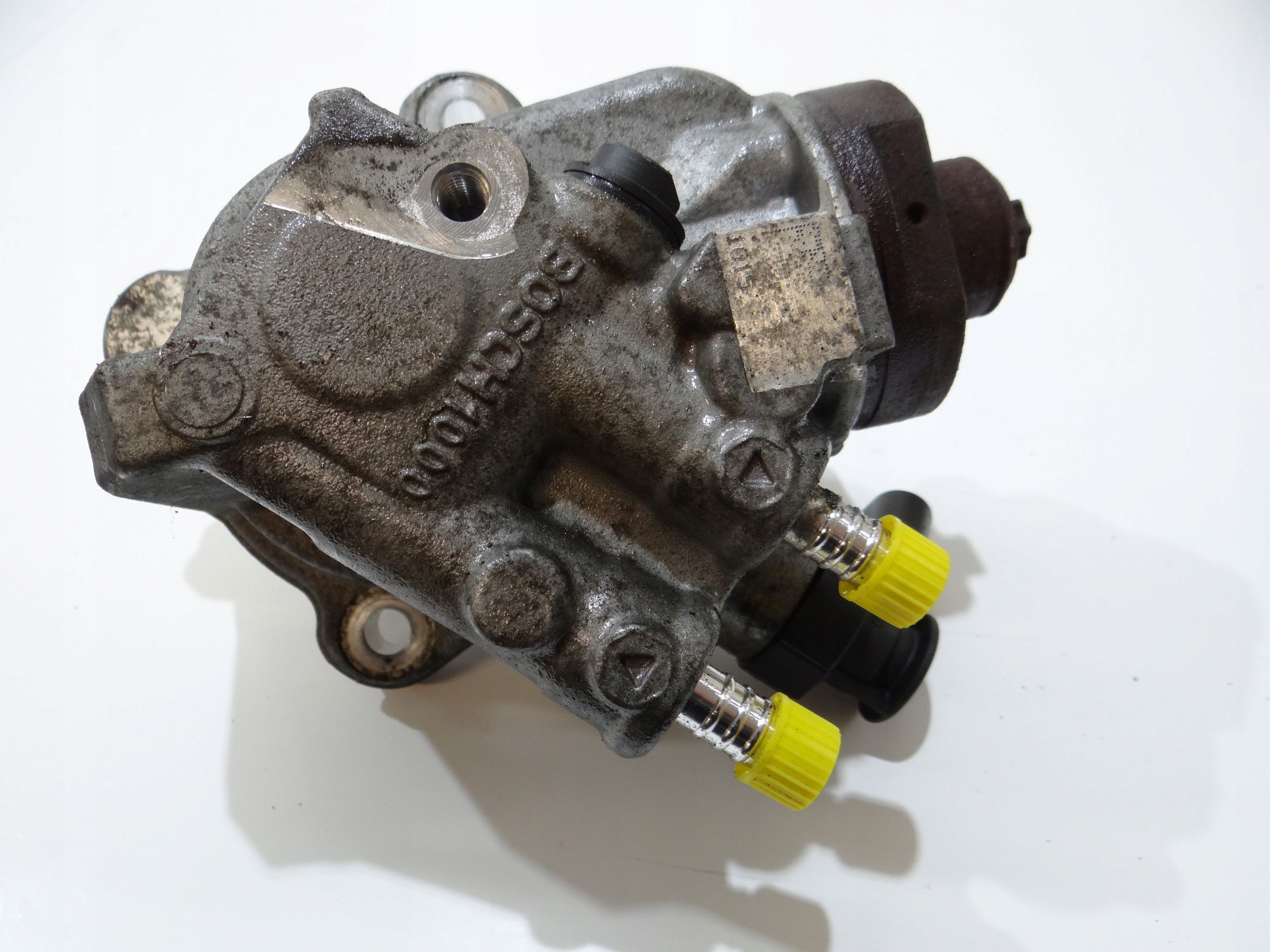 injection pump BMW E90 N47D20C 8509011