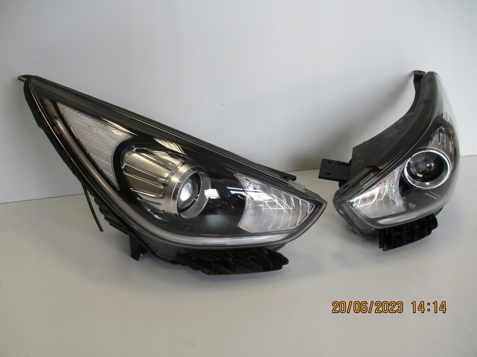 light BIXENON KIA NIRO right