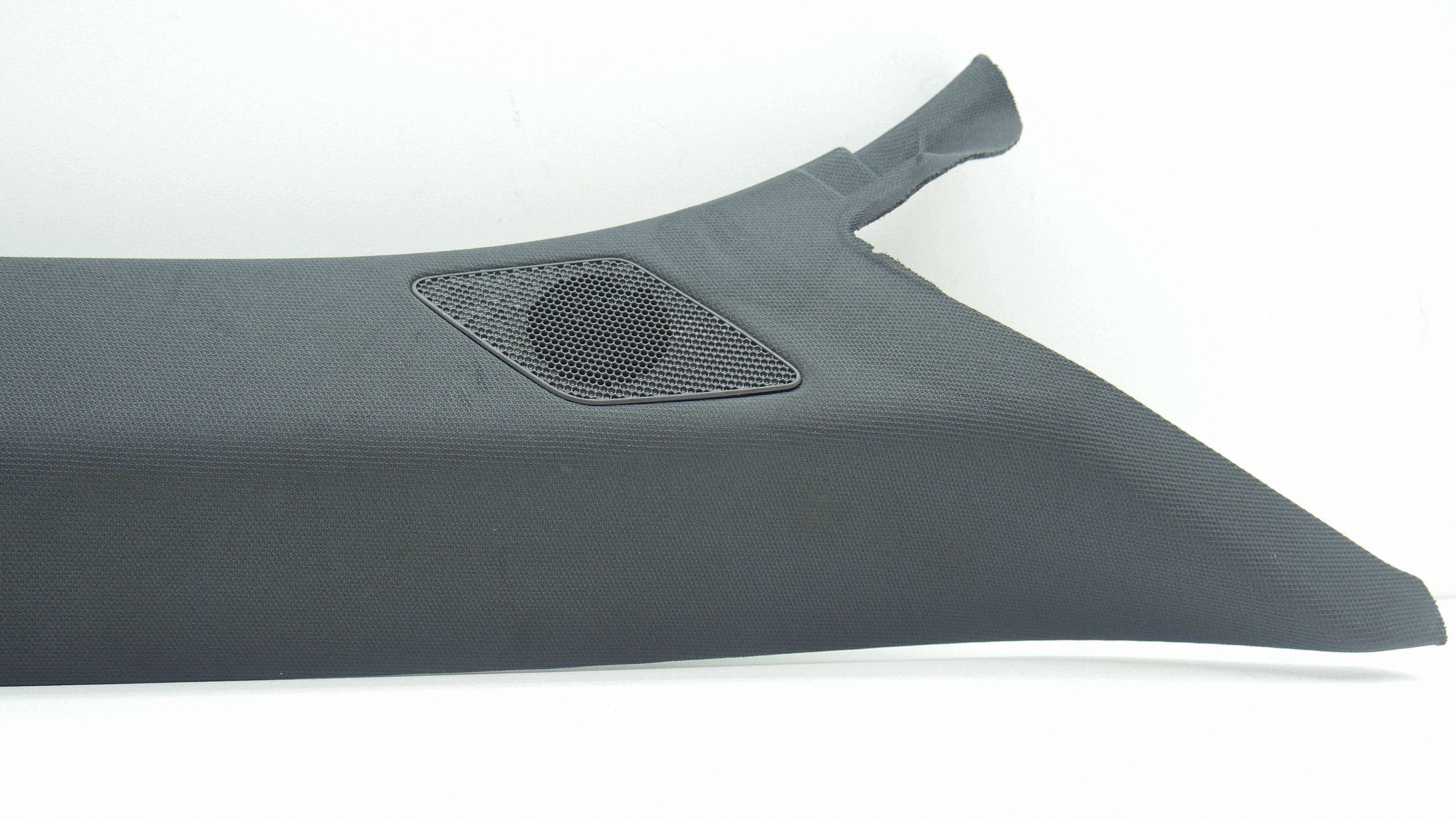 cover SLUPKA right black AUDI Q3 83A 83A867234A