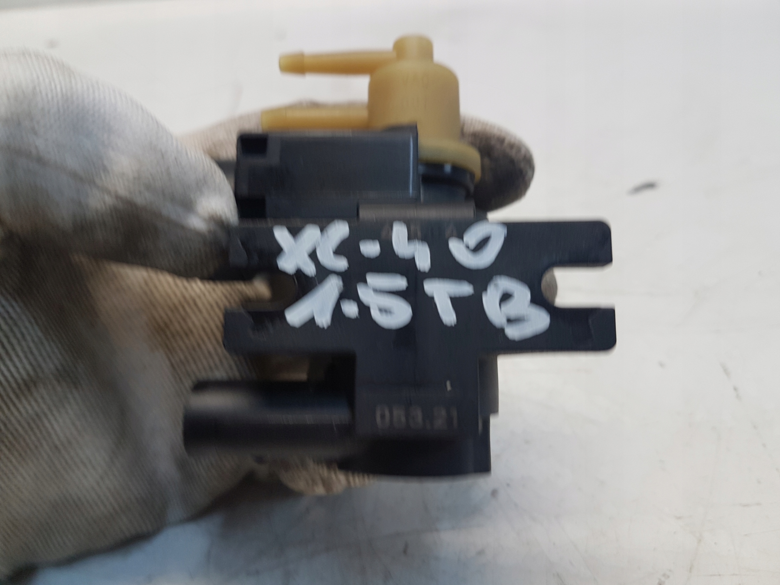 VOLVO XC40 T3 Sensor Unterdruck 32257161