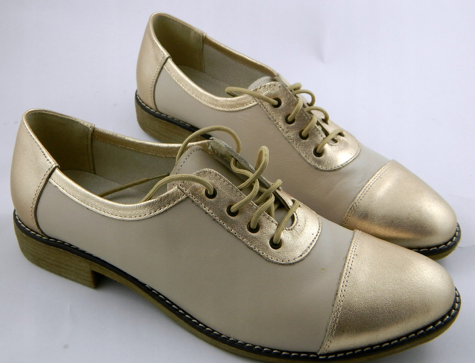 

Stylowe Oxfordy Modne Jazzówki Skóra Nat UNI-90 38